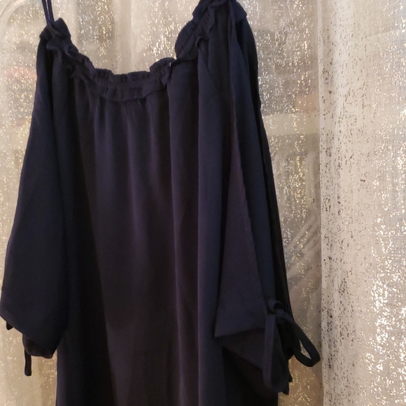 NY&Co navy blouse - Picture 4 of 7